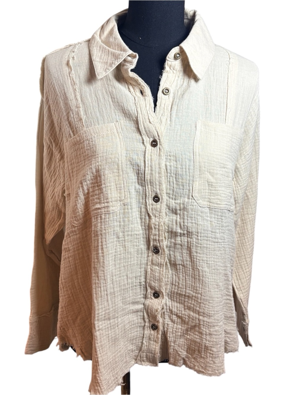 New In Cream Gauze Button Down Shirt Women’s Small Raw Hem Double Pocket Rayon